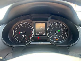 Skoda Octavia 1.6 TDI SE Business DSG Euro 6 (s/s) 5dr