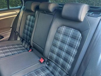 Volkswagen Golf 2.0 TDI GTD DSG Euro 6 (s/s) 5dr