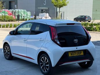 Toyota AYGO 1.0 VVT-i x-trend x-shift Euro 6 5dr (Safety Sense)