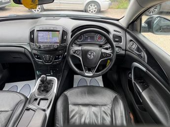 Vauxhall Insignia 2.0 CDTi ecoFLEX Elite Nav Sports Tourer Euro 5 (s/s) 5dr