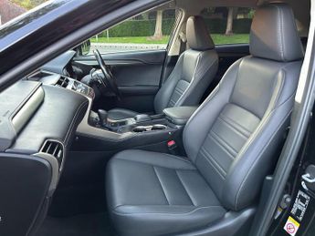 Lexus NX 2.5 300h E-CVT 4WD Euro 6 (s/s) 5dr