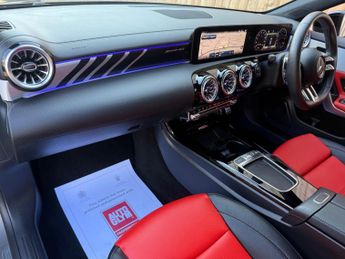 Mercedes-Benz A Class 2.0 A35h MHEV AMG Touring Edition 7G-DCT 4MATIC Euro 6 (s/s) 5dr