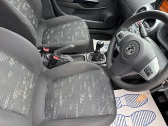 Vauxhall Corsa 1.3 CDTi ecoFLEX Exclusiv Euro 5 5dr (A/C)