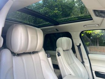 Land Rover Range Rover 4.4 SD V8 Autobiography Auto 4WD Euro 5 5dr