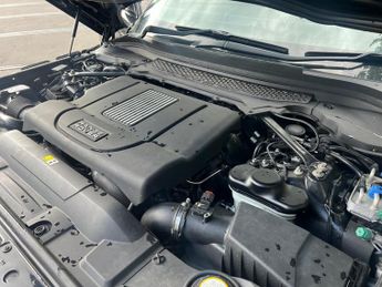 Land Rover Range Rover 4.4 SD V8 Autobiography Auto 4WD Euro 5 5dr