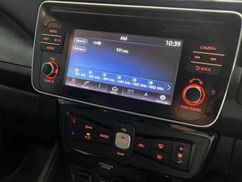 Nissan Leaf 40kWh Tekna Auto 5dr