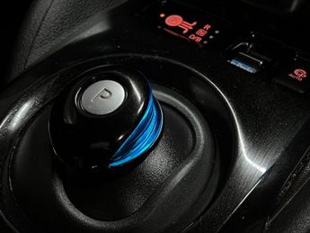 Nissan Leaf 40kWh Tekna Auto 5dr