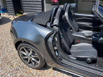 Mazda MX5 2.0 SKYACTIV-G Sport Tech Convertible 2dr Petrol Manual Euro 6 (