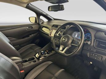 Nissan Leaf 39kWh Tekna Hatchback 5dr Electric Auto (150 ps)