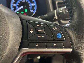 Nissan Leaf 39kWh Tekna Hatchback 5dr Electric Auto (150 ps)