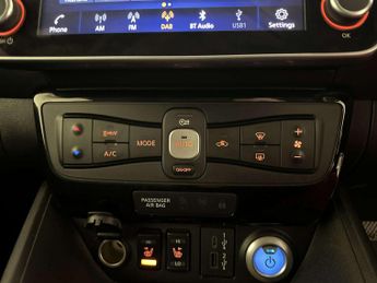 Nissan Leaf 39kWh Tekna Hatchback 5dr Electric Auto (150 ps)