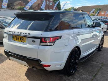 Land Rover Range Rover Sport 3.0 SD V6 Autobiography Dynamic SUV 5dr Diesel Auto 4WD Euro 6 (