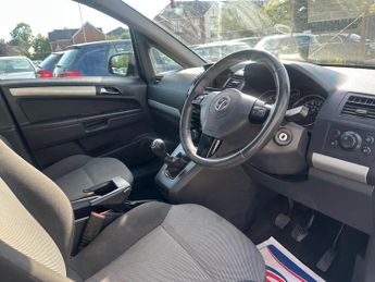 Vauxhall Zafira 1.6 16V Exclusiv Euro 5 5dr