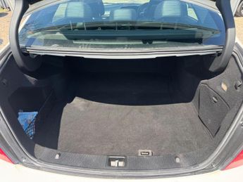 Mercedes-Benz C Class 1.8 C250 BlueEfficiency Sport G-Tronic+ Euro 5 (s/s) 4dr