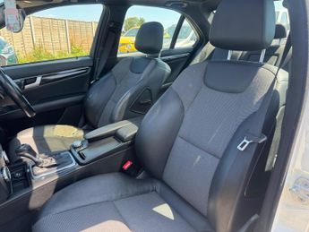 Mercedes-Benz C Class 1.8 C250 BlueEfficiency Sport G-Tronic+ Euro 5 (s/s) 4dr