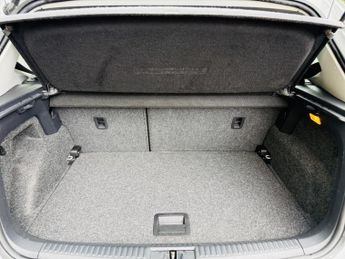 Volkswagen Polo 1.2 Polo Cross Hatchback DSG 5DR
