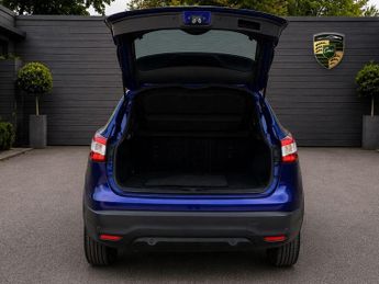 Nissan Qashqai 1.2 DIG-T Tekna 2WD Euro 5 (s/s) 5dr