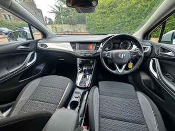 Vauxhall Astra 1.5 Turbo D SRi VX Line Nav Auto Euro 6 (s/s) 5dr
