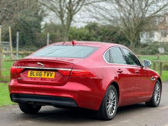 Jaguar XF 2.0d Prestige Auto Euro 6 (s/s) 4dr