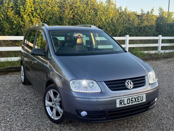 Volkswagen Touran 2.0 TDI Sport DSG 5dr (7 Seats)