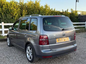 Volkswagen Touran 2.0 TDI Sport DSG 5dr (7 Seats)