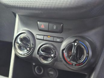 Peugeot 208 1.2 PureTech Active Euro 6 5dr