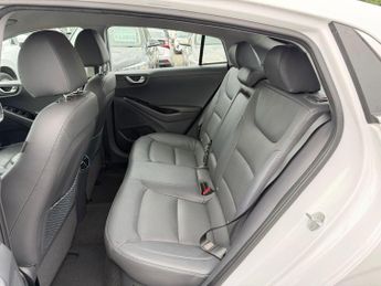 Hyundai IONIQ 1.6 h-GDi Premium SE DCT Euro 6 (s/s) 5dr
