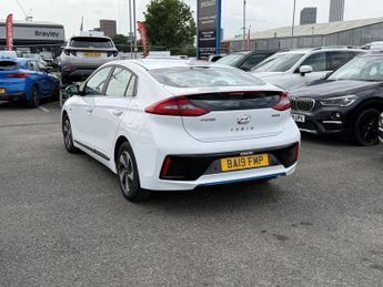 Hyundai IONIQ 1.6 h-GDi Premium SE DCT Euro 6 (s/s) 5dr