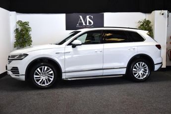 Volkswagen Touareg 3.0 TSI V6 SEL Tiptronic 4Motion Euro 6 (s/s) 5dr