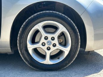 Nissan Leaf 24kWh Acenta Auto 5dr