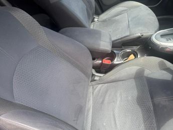 Nissan Juke 1.6 N-Connecta XTRON Euro 6 5dr