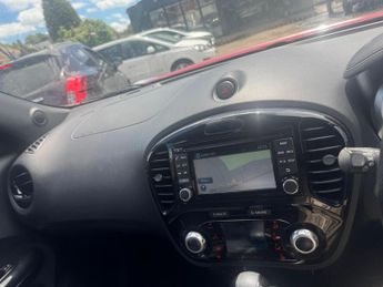 Nissan Juke 1.6 N-Connecta XTRON Euro 6 5dr
