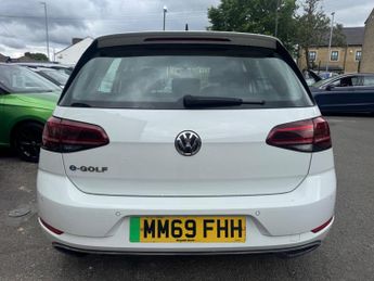 Volkswagen e-Golf 35.8kWh e-Golf Auto 5dr