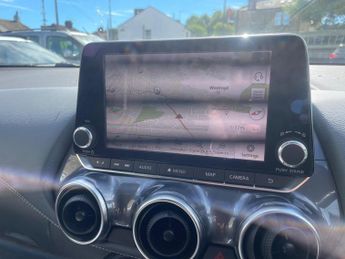 Nissan Juke 1.0 DIG-T N-Connecta DCT Auto Euro 6 (s/s) 5dr