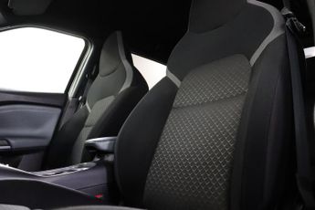 Nissan Juke 1.0 DIG-T N-Connecta DCT Auto Euro 6 (s/s) 5dr
