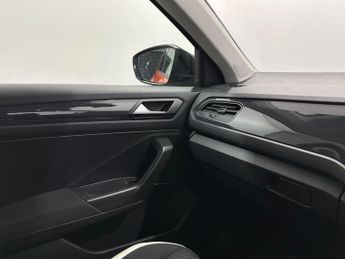 Volkswagen T-Roc 1.5 TSI EVO SEL DSG Euro 6 (s/s) 5dr