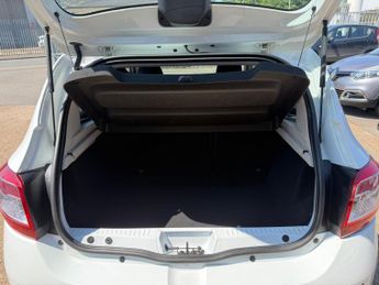 Dacia Sandero 1.2 Laureate Euro 5 5dr