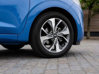Hyundai i10 1.0 SE Connect Hatchback 5dr Petrol Auto Euro 6 (s/s) (67 ps)