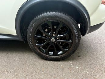 Nissan Juke 1.6 n-tec Euro 5 5dr (17in Alloy)
