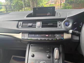 Lexus CT 1.8 200h SE CVT Euro 6 (s/s) 5dr