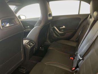 Mercedes-Benz A Class 1.3 A250e 15.6kWh AMG Line (Executive) Hatchback 5dr Petrol Plug