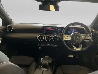 Mercedes-Benz A Class 1.3 A250e 15.6kWh AMG Line (Executive) Hatchback 5dr Petrol Plug