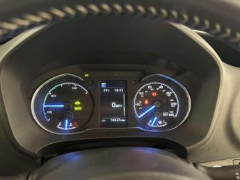 Toyota Yaris 1.5 VVT-h GR SPORT Hatchback 5dr Petrol Hybrid E-CVT Euro 6 (s/s