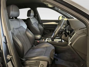 Audi Q5 2.0 TFSIe 50 S line SUV 5dr Petrol Plug-in Hybrid S Tronic quatt