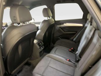 Audi Q5 2.0 TFSIe 50 S line SUV 5dr Petrol Plug-in Hybrid S Tronic quatt