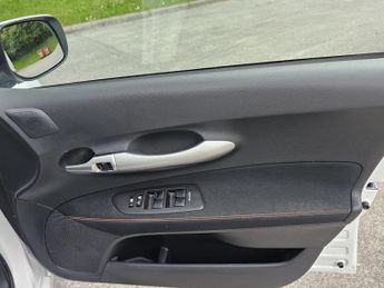 Toyota Auris 1.6 V-Matic SR Euro 5 5dr