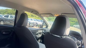 Toyota Yaris 1.5 VVT-h Y20 Bi-tone E-CVT Euro 6 (s/s) 5dr