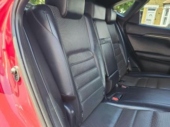 Lexus NX 2.5 300h F Sport E-CVT 4WD Euro 6 (s/s) 5dr