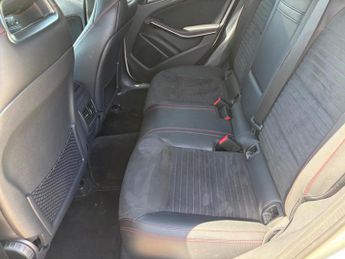 Mercedes-Benz GLA AMG line 4 Matic