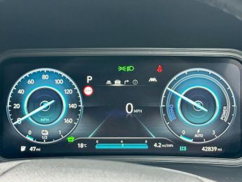 Hyundai KONA 64kWh Premium Auto 5dr (10.5kW Charger)